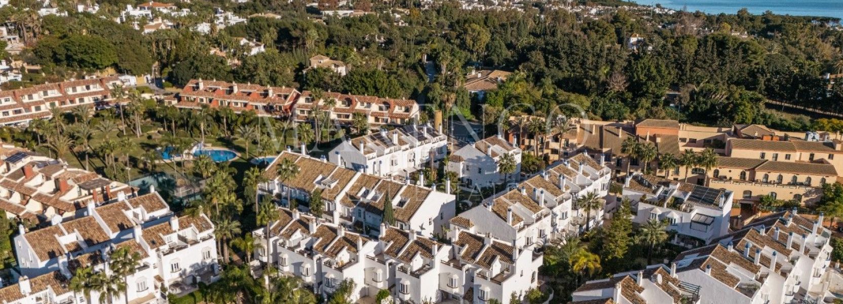 Geschakeld huis  in Altos de Puente Romano, Marbella Golden Mile, Marbella