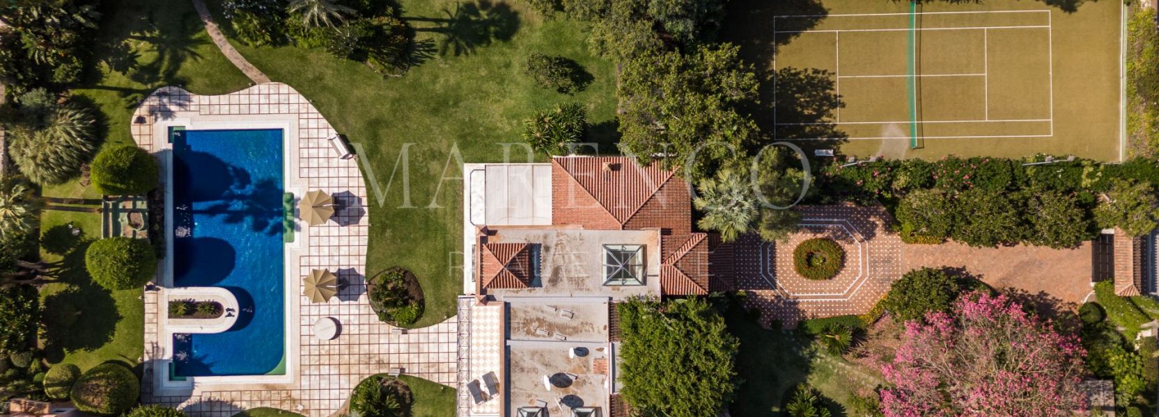 Villa  en Paraiso Barronal, Estepona Este, Estepona