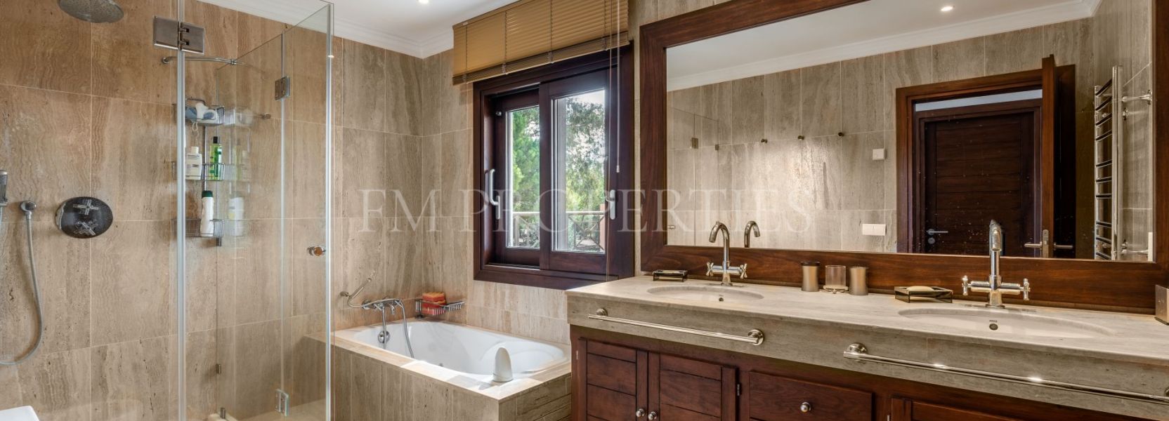 Villa  in Paraiso Barronal, Estepona Oost, Estepona
