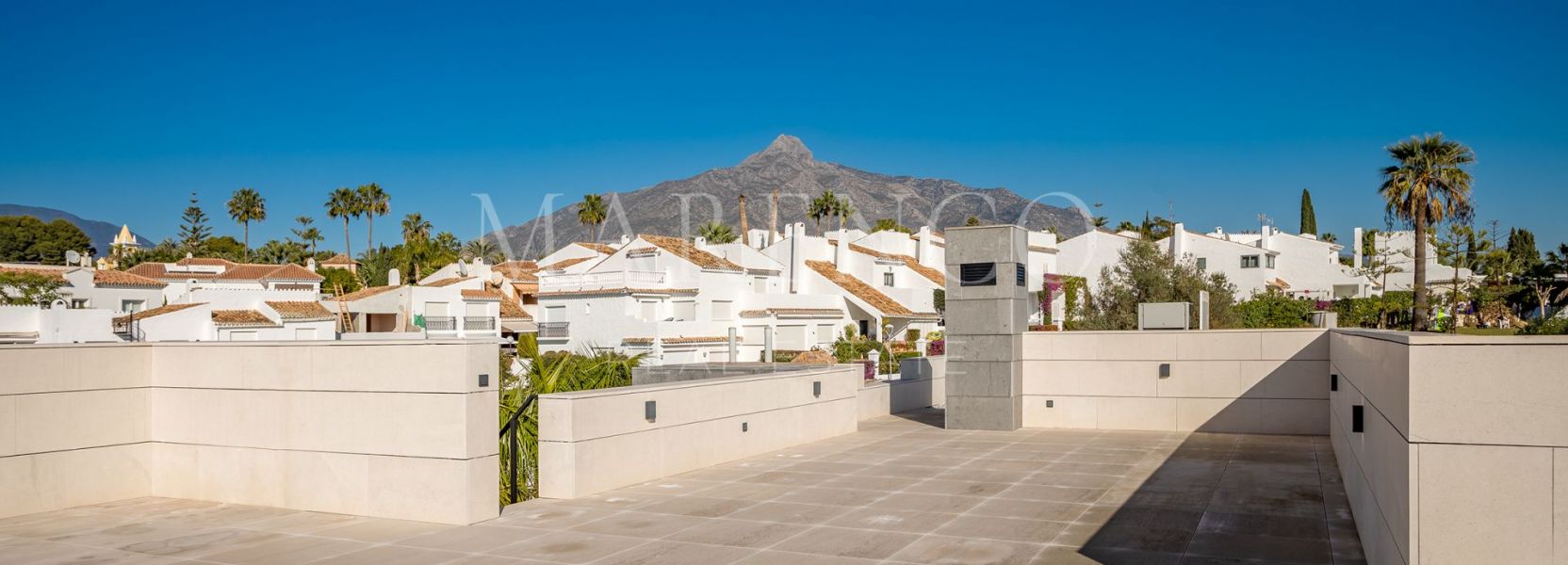 Villa  à Parcelas del Golf, Nueva Andalucia, Marbella