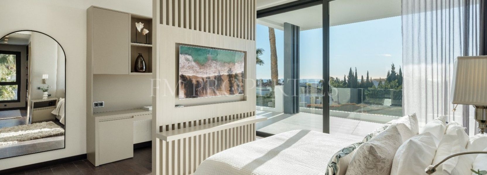 Villa  in Altos de Puente Romano, Marbella Golden Mile, Marbella