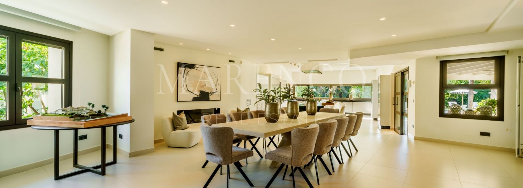 Villa  in La Cerquilla, Nueva Andalucia, Marbella