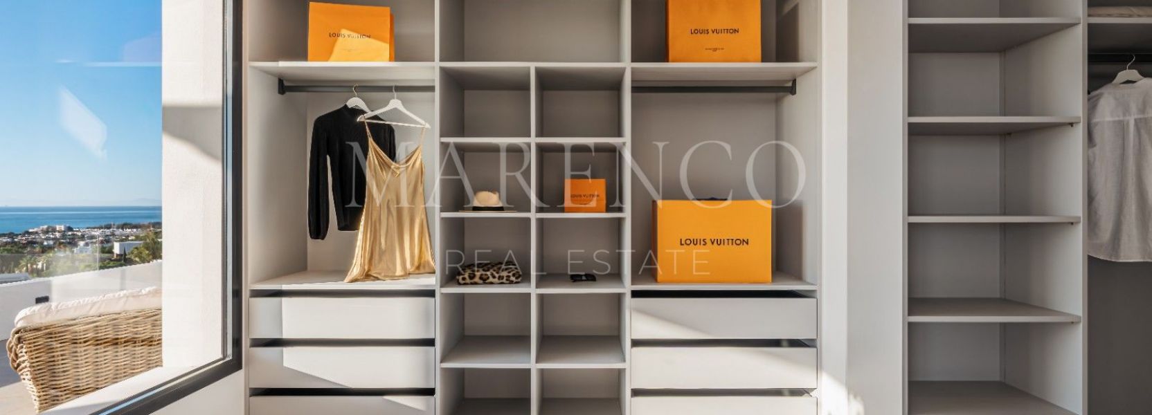 Villa  in Los Flamingos, Benahavis