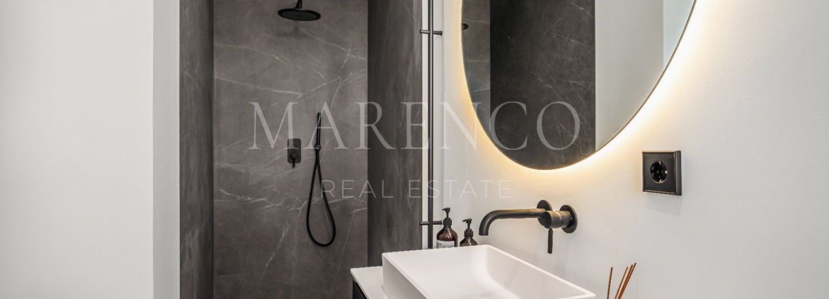 Villa  in Los Flamingos, Benahavis