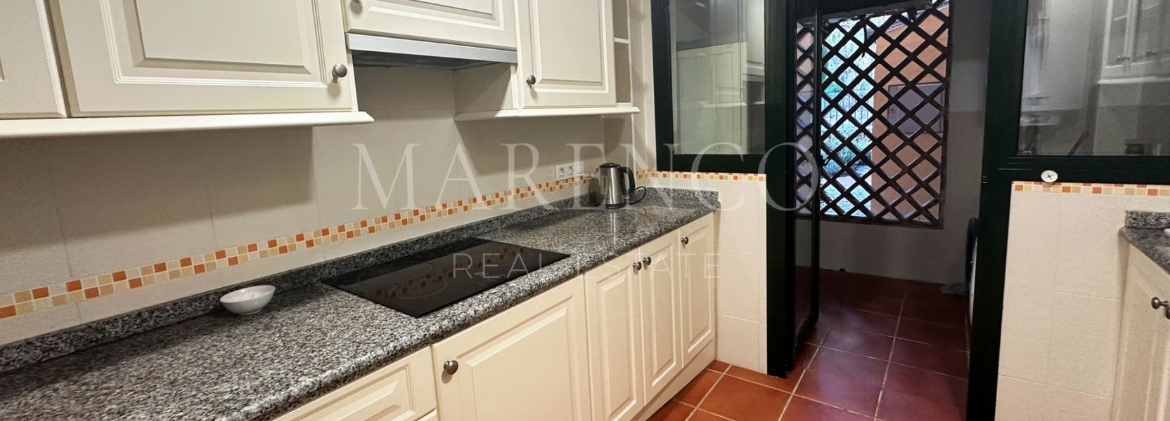 Wohnung  in El Campanario, Estepona Ost, Estepona