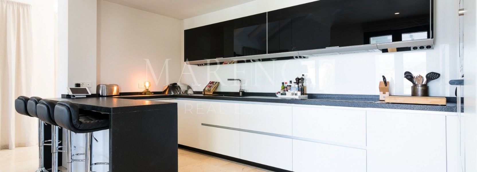 Villa  in Nueva Andalucia, Marbella