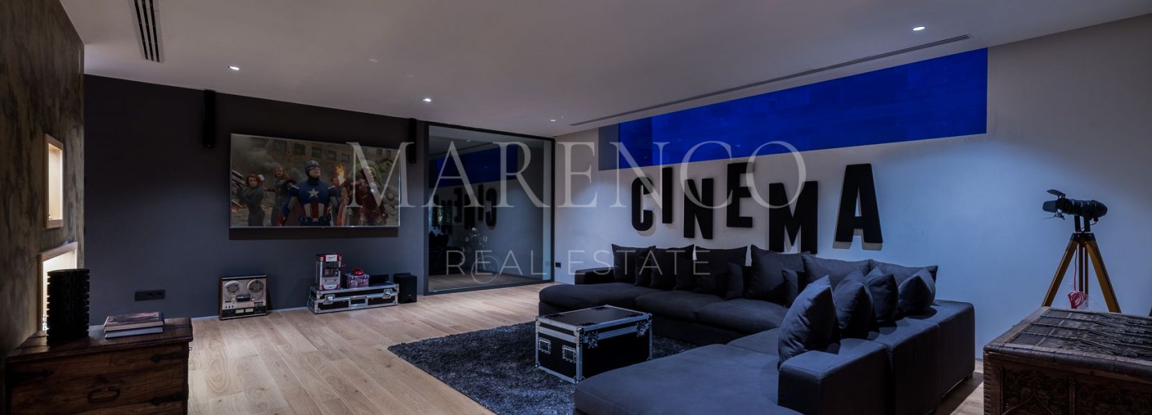 Villa  in Lomas del Virrey, Marbella Golden Mile, Marbella