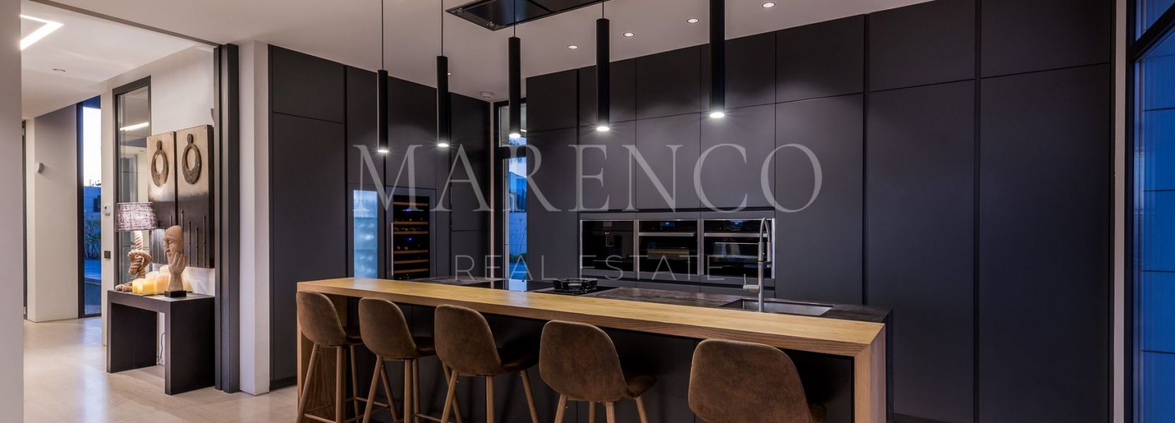 Villa  in Lomas del Virrey, Marbella Golden Mile, Marbella