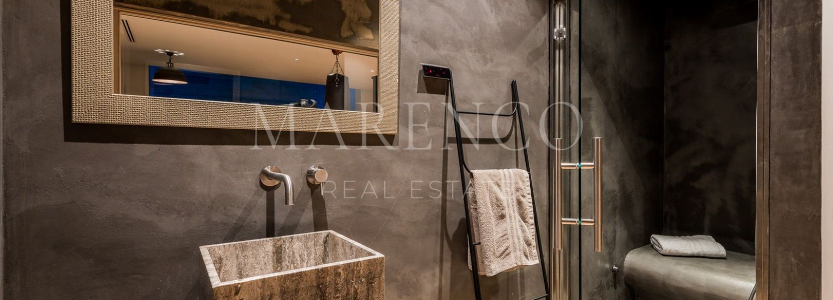 Villa  in Lomas del Virrey, Marbella Golden Mile, Marbella