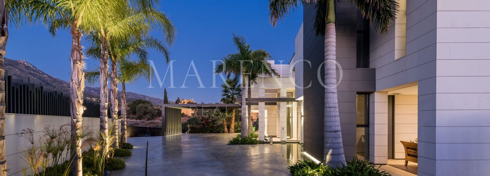 Villa  in Lomas del Virrey, Marbella Golden Mile, Marbella