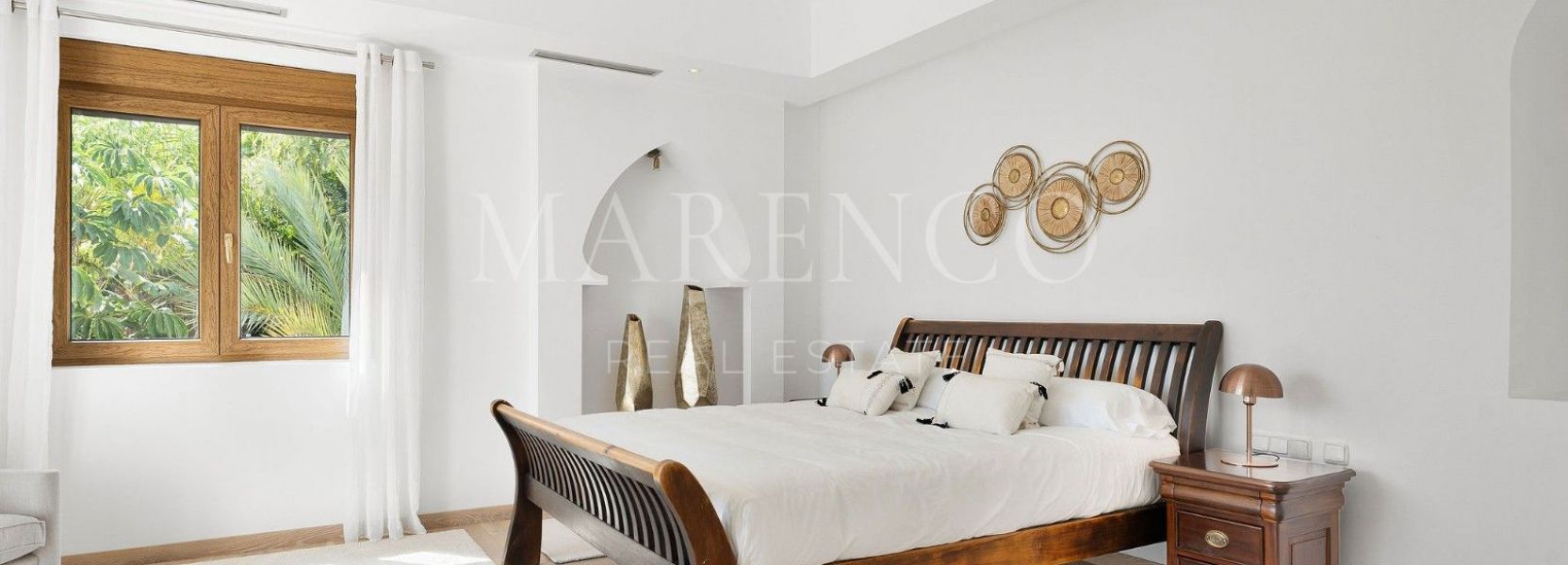 Villa  in El Paraiso, Estepona Ost, Estepona