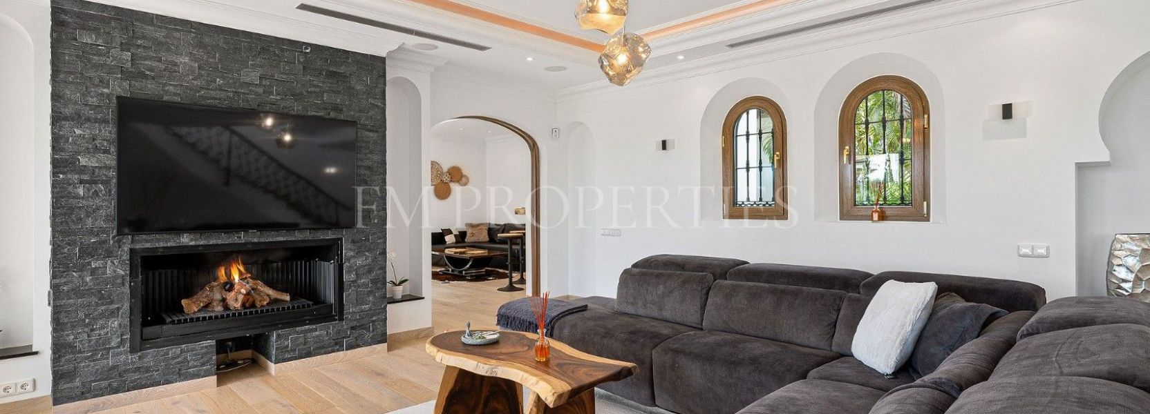 Villa  in El Paraiso, Estepona East, Estepona