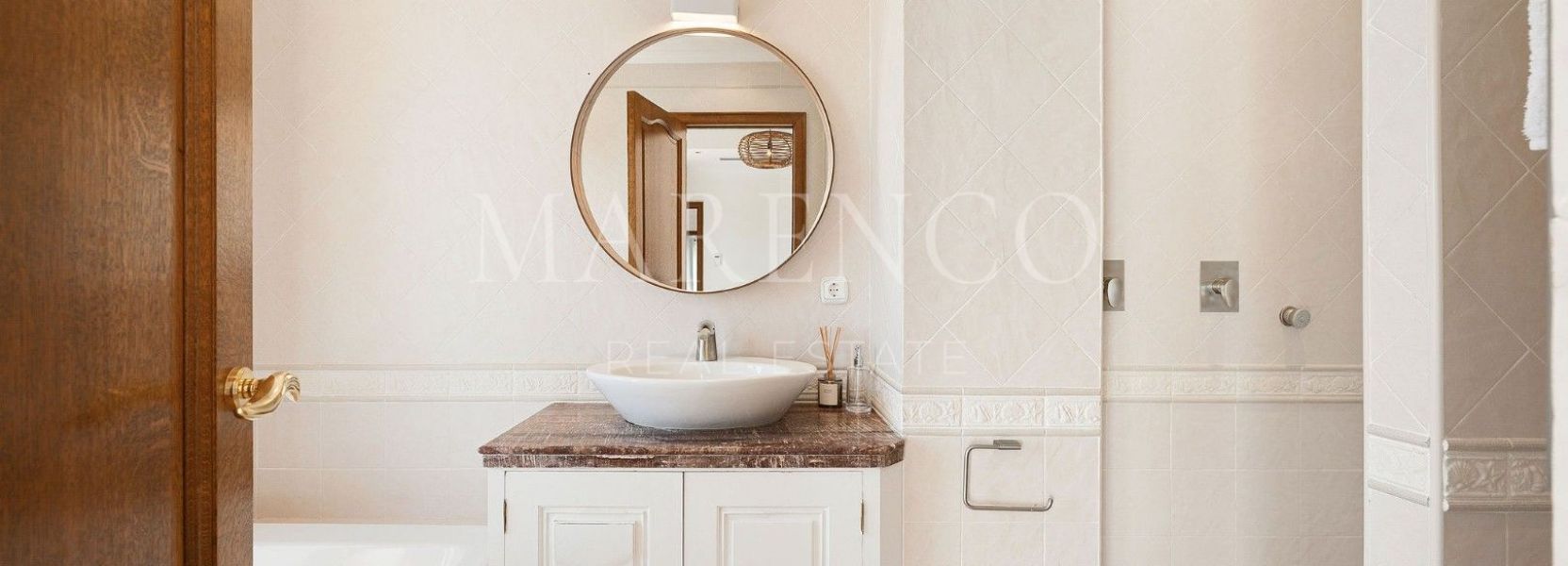 Villa  in El Paraiso, Estepona Ost, Estepona