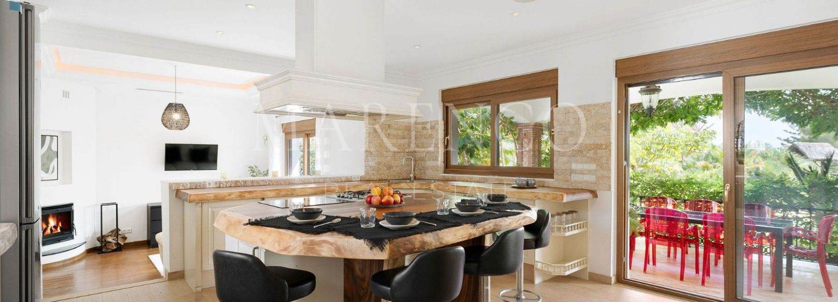 Villa  in El Paraiso, Estepona Ost, Estepona