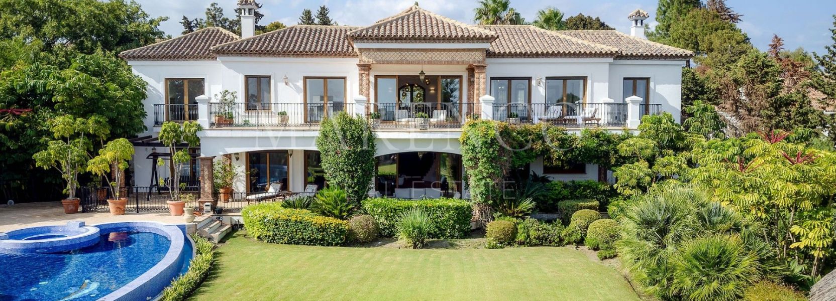 Villa  in El Paraiso, Estepona Ost, Estepona