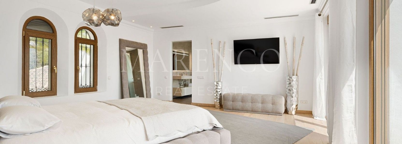 Villa  in El Paraiso, Estepona Ost, Estepona