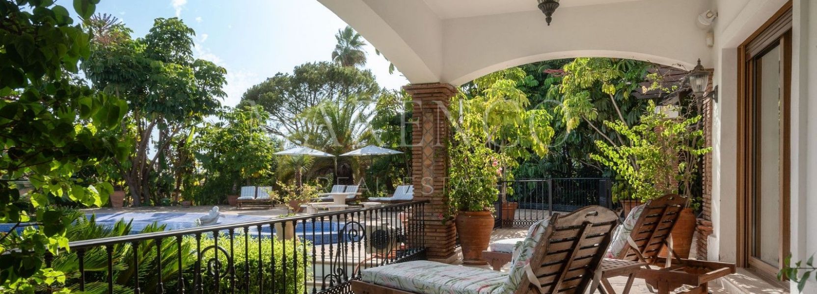 Villa  in El Paraiso, Estepona Ost, Estepona