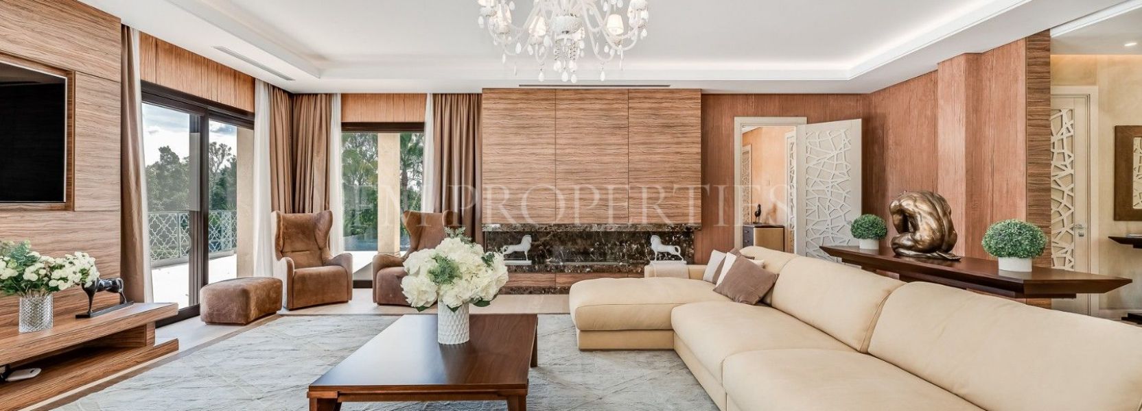 Villa  in Los Naranjos, Nueva Andalucia, Marbella