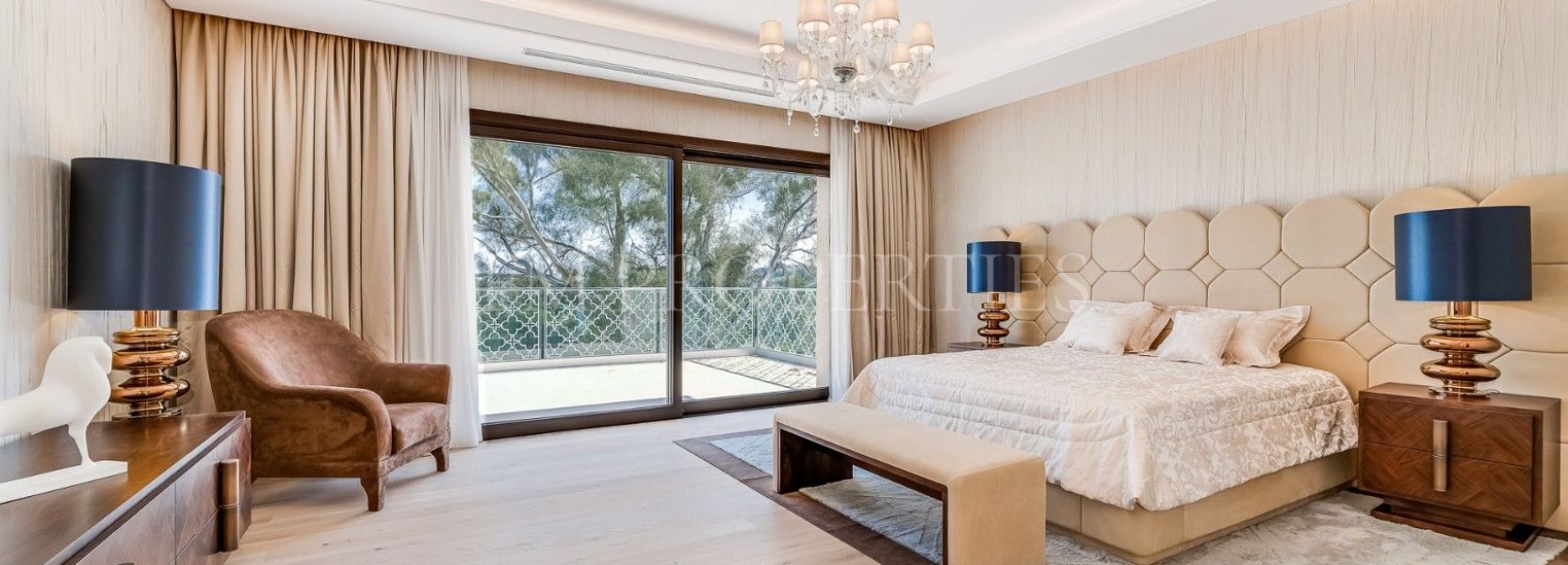 Villa  in Los Naranjos, Nueva Andalucia, Marbella