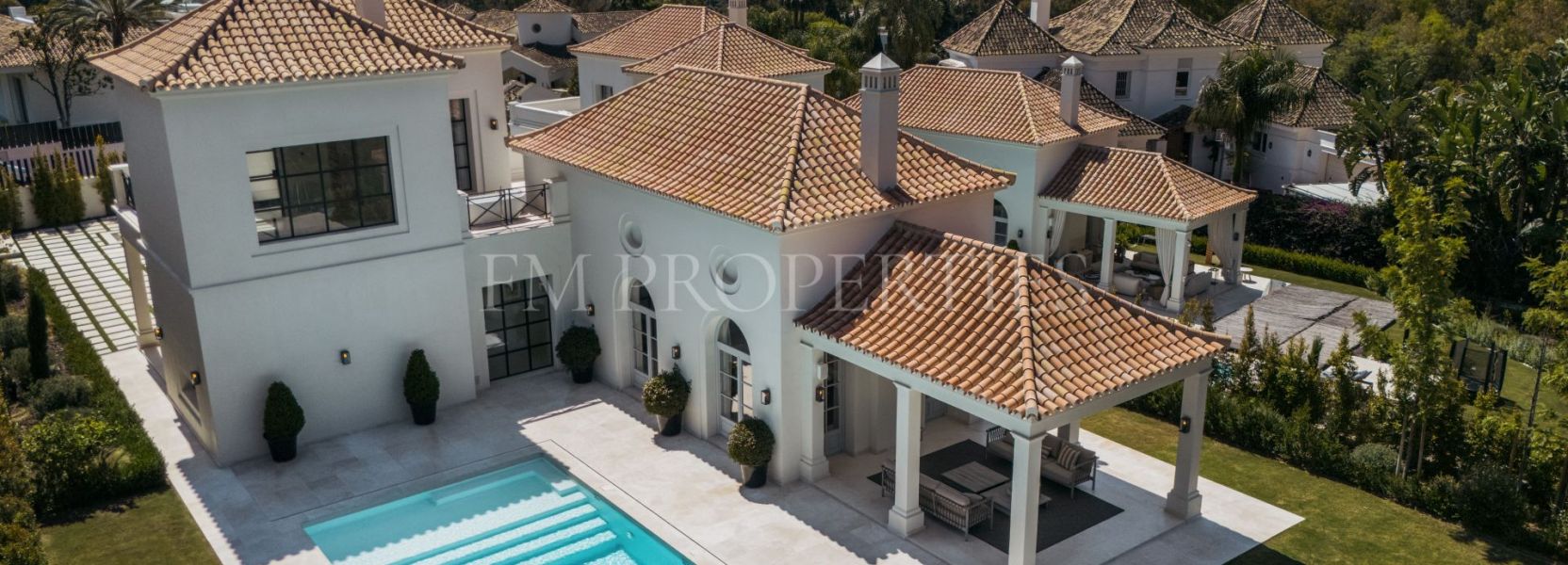 Villa  à Nueva Andalucia, Marbella