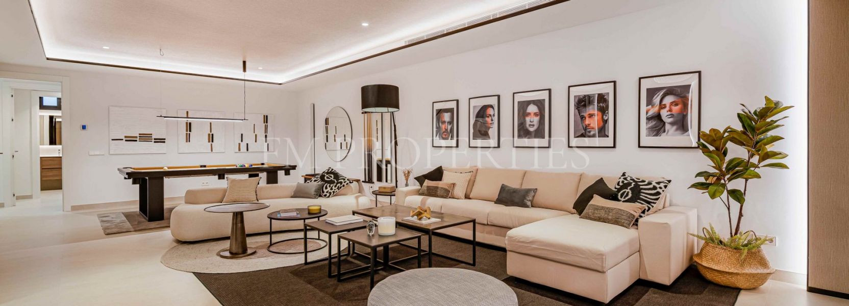 Villa  in Marbella Goldene Meile, Marbella