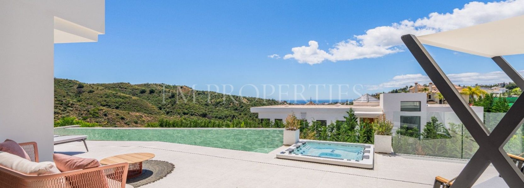 Villa  in Lomas de La Quinta, Benahavis