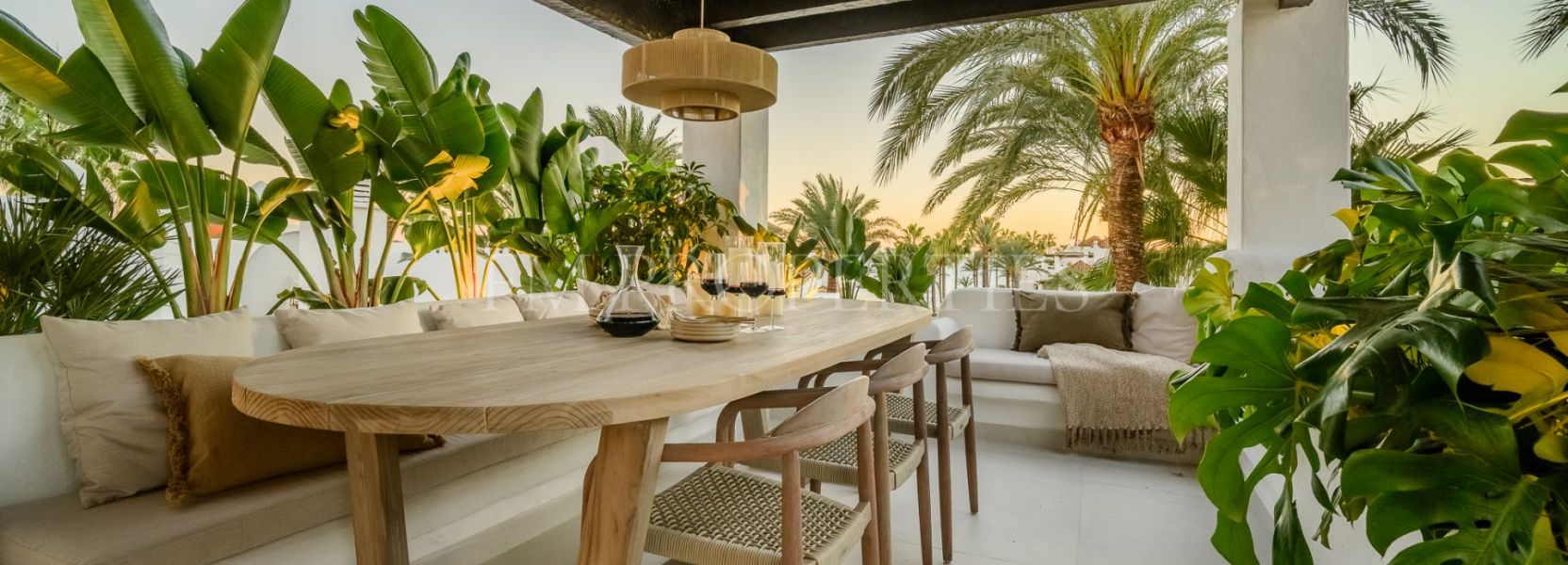 Duplex Penthouse  à Estepona