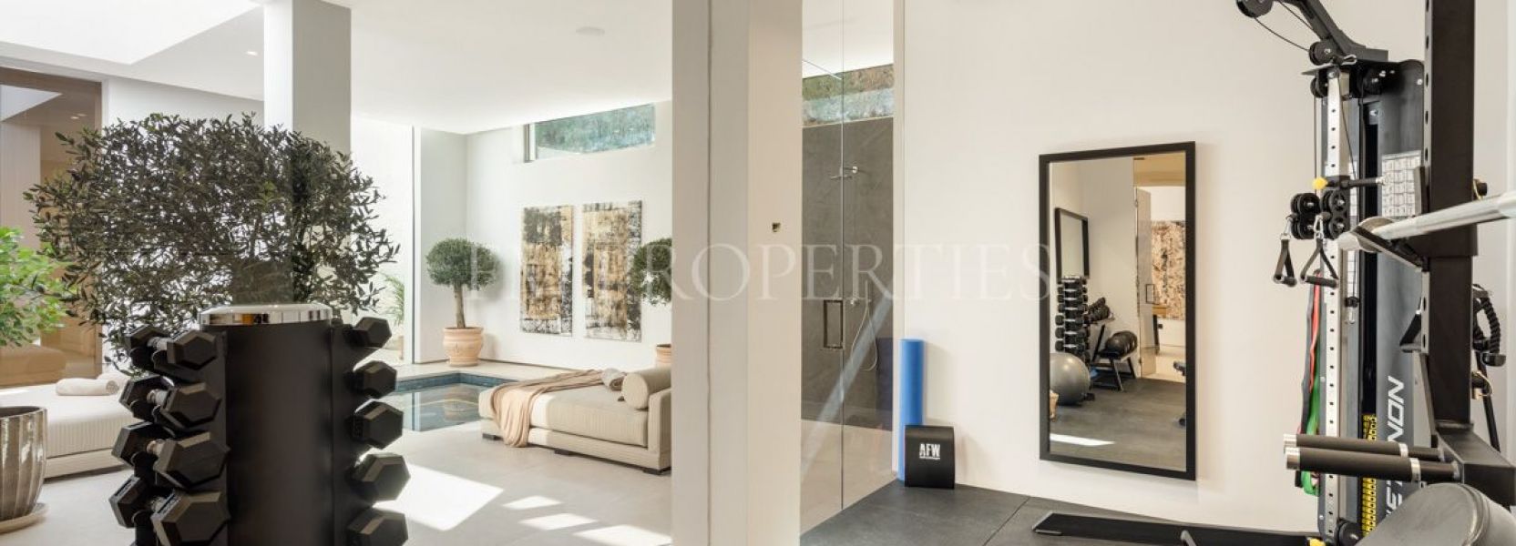 Villa  in Aloha, Nueva Andalucia, Marbella