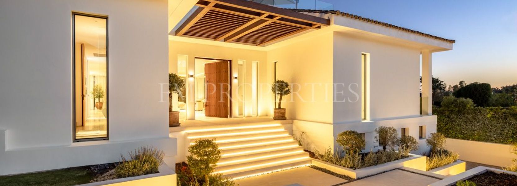 Villa  in Aloha, Nueva Andalucia, Marbella