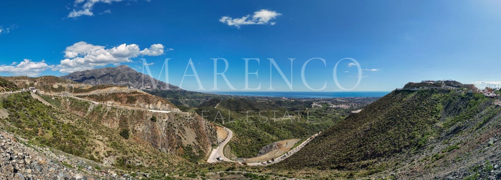 Ático  en Benahavis