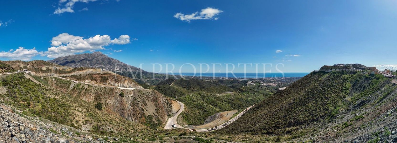 Penthouse  in Benahavis