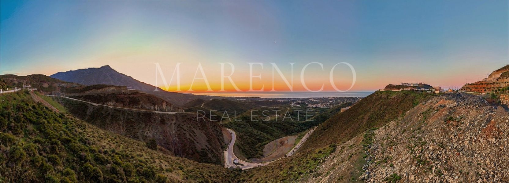 Ático  en Benahavis