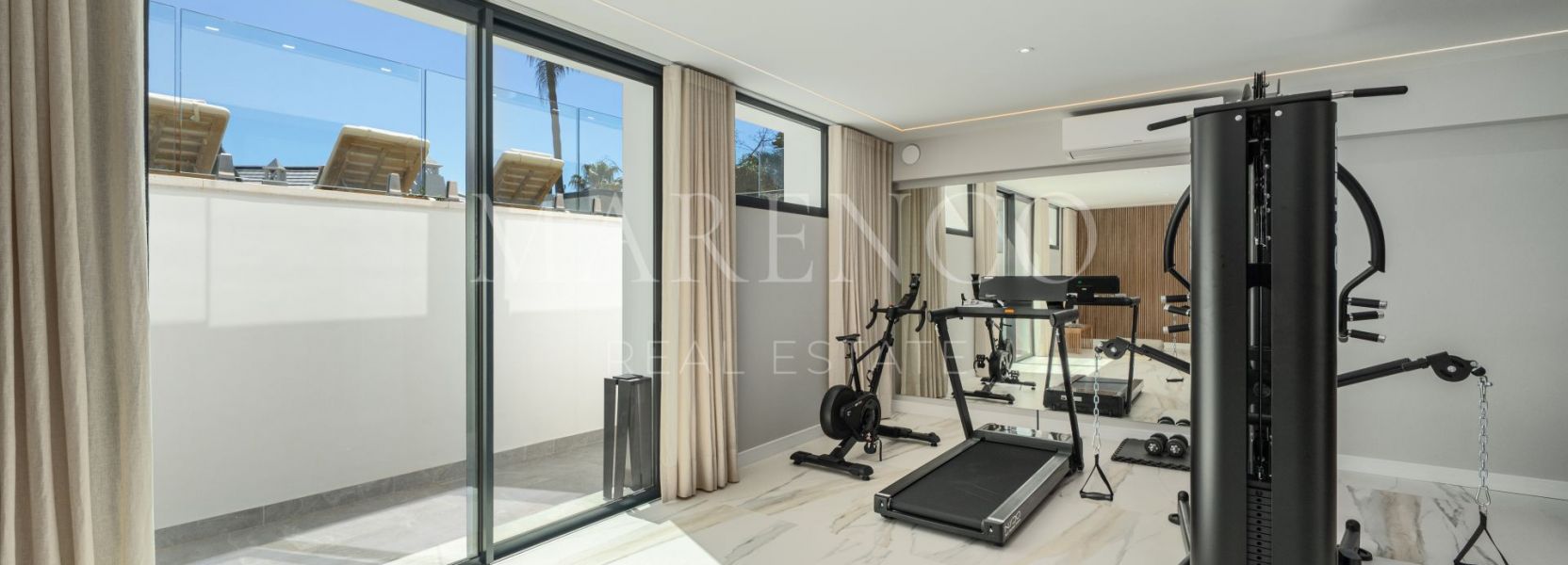 Villa en Altos Reales, Marbella Golden Mile, Marbella