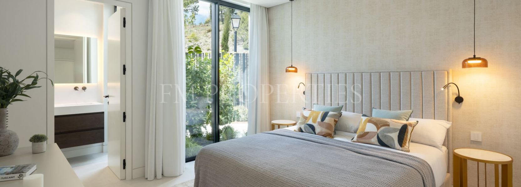 Villa  in Lomas de La Quinta, Benahavis