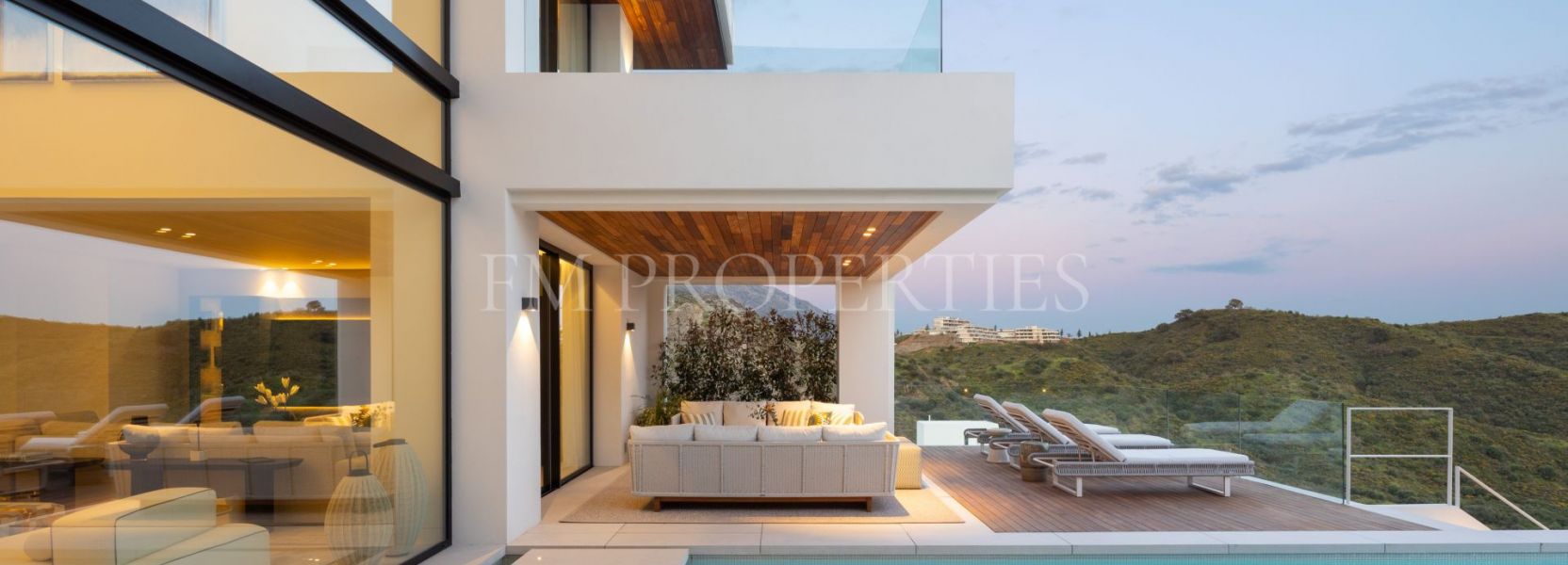 Villa  in Lomas de La Quinta, Benahavis