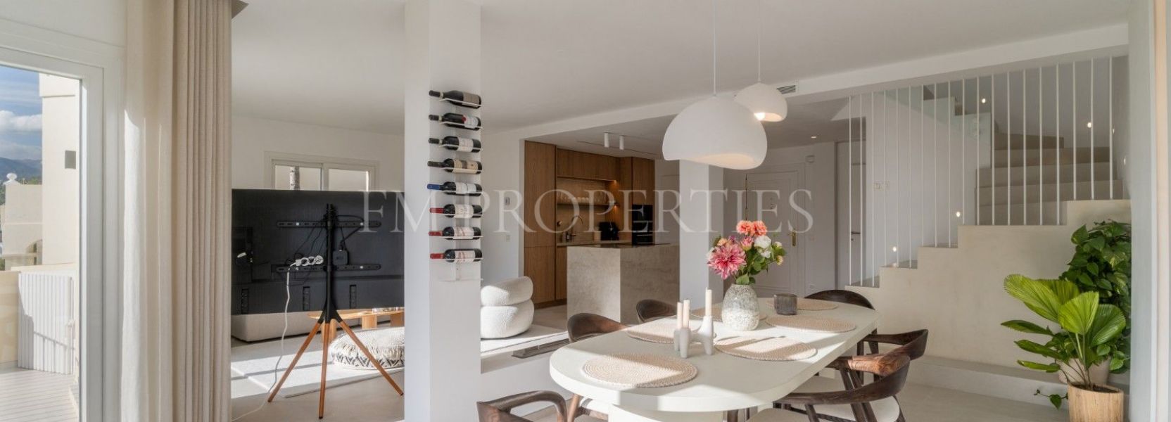 Zweistöckiges Penthouse  in La Quinta Hills, Benahavis