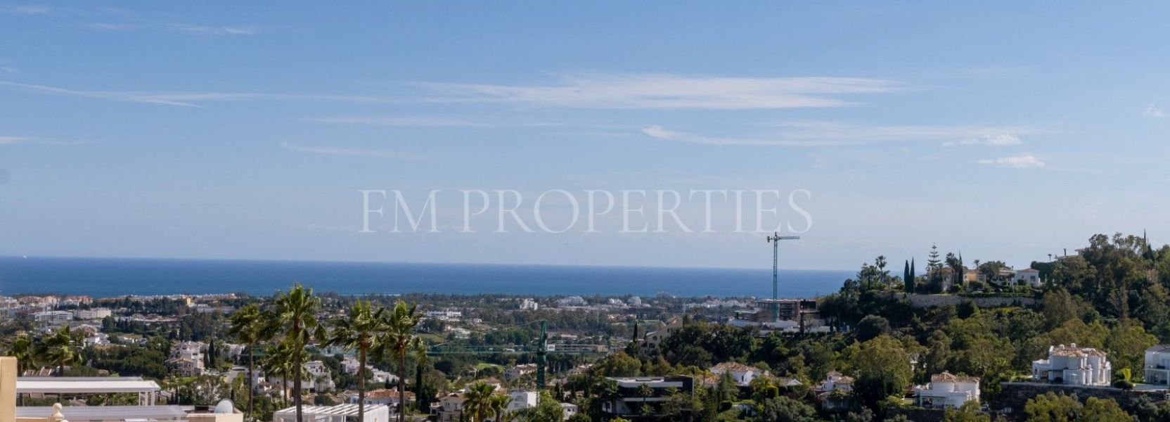 Zweistöckiges Penthouse  in La Quinta Hills, Benahavis
