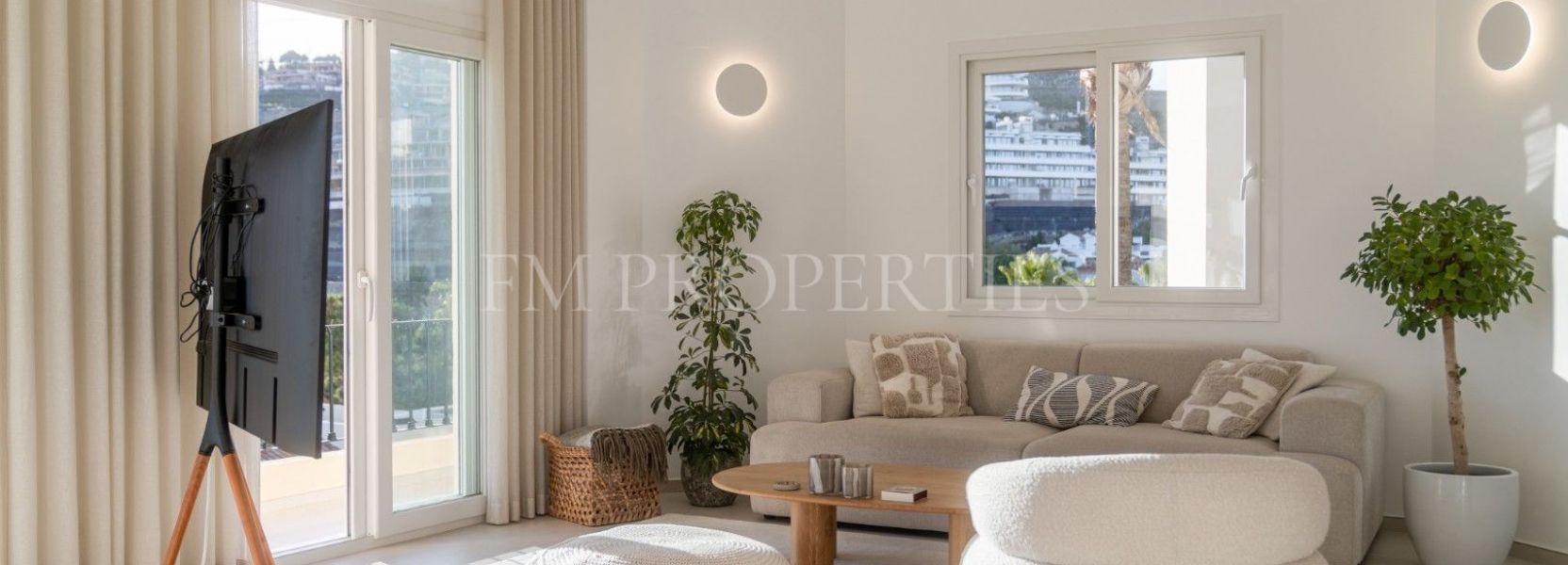 Zweistöckiges Penthouse  in La Quinta Hills, Benahavis
