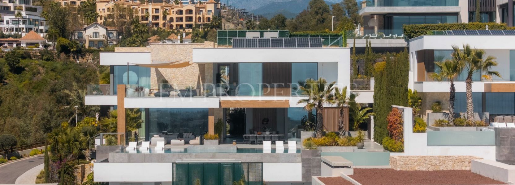 Villa Pareada  en La Quinta, Benahavis