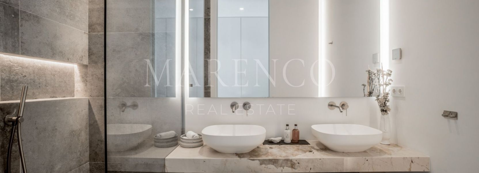 Einfamilienhaushälfte  in La Quinta, Benahavis