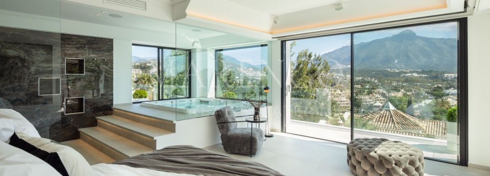 Villa  in Nueva Andalucia, Marbella