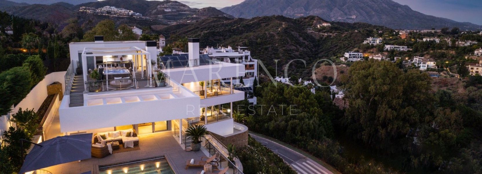 Villa  in El Herrojo, Benahavis