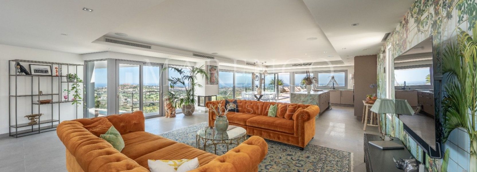 Villa  in El Herrojo, Benahavis