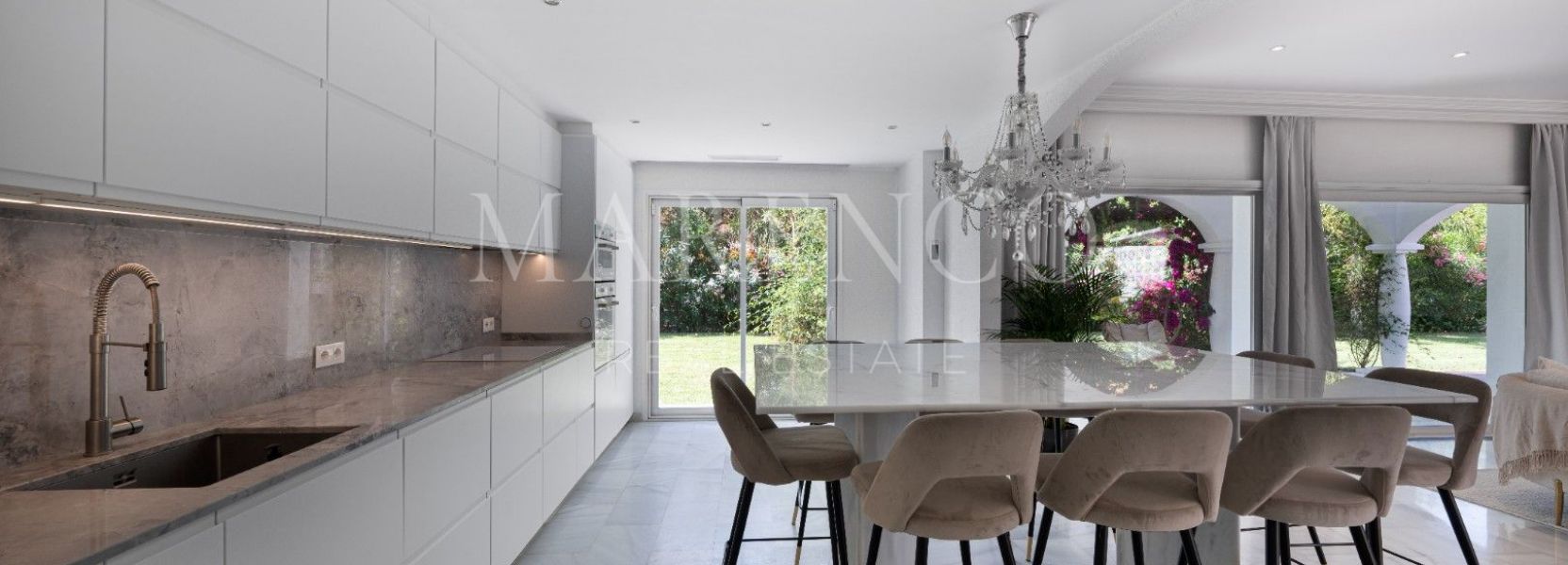 Villa  in Marbella Ost, Marbella