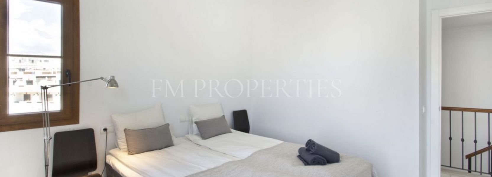 Villa  in La Resina Golf, Estepona East, Estepona