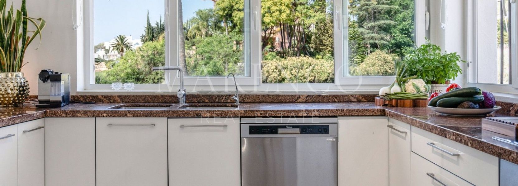 Villa  à Los Naranjos, Nueva Andalucia, Marbella