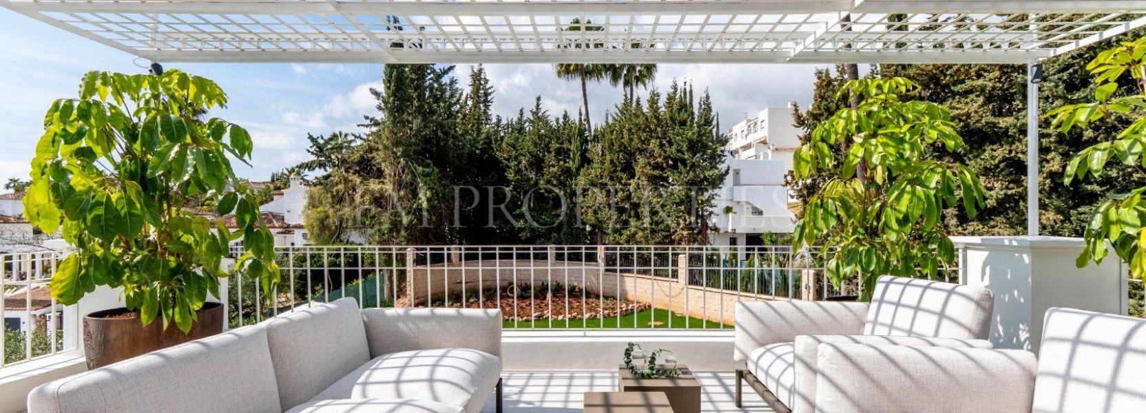 Villa  in Nueva Andalucia, Marbella