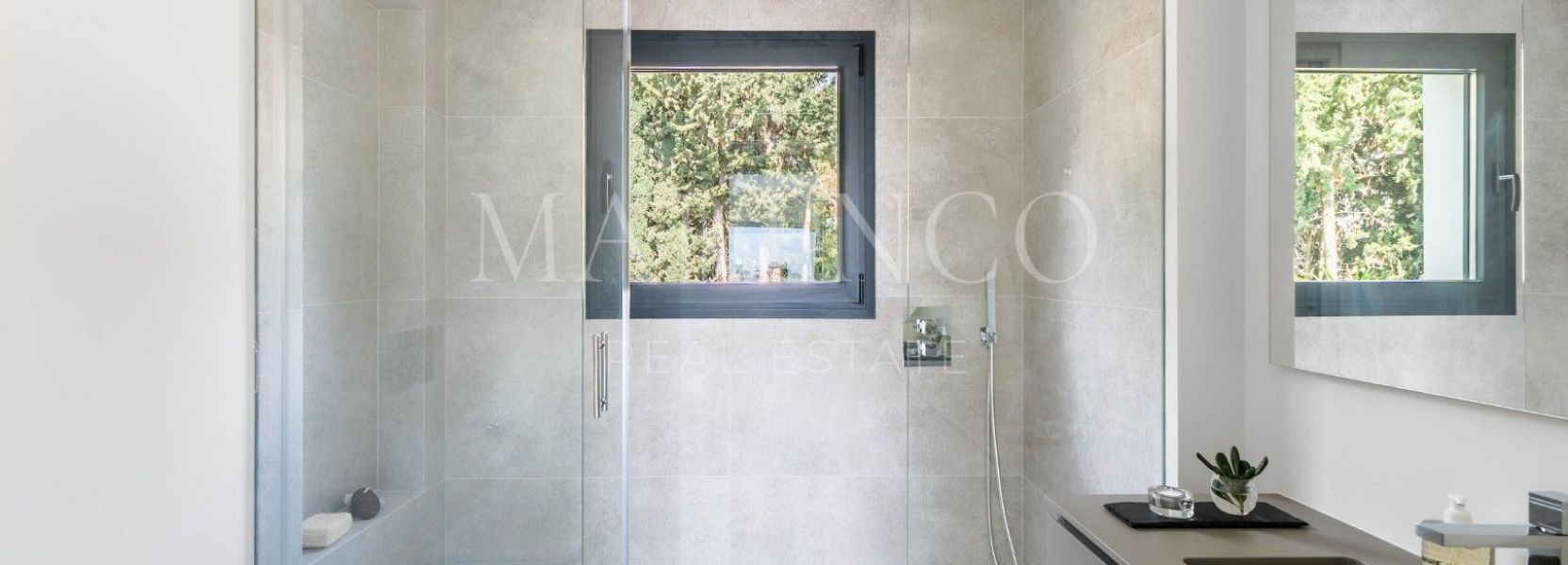 Villa  in Nueva Andalucia, Marbella