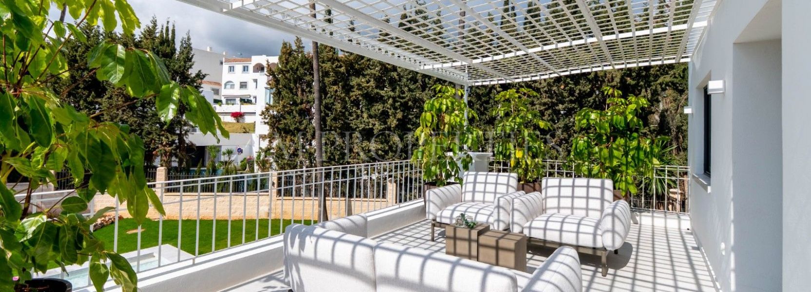 Villa  in Nueva Andalucia, Marbella