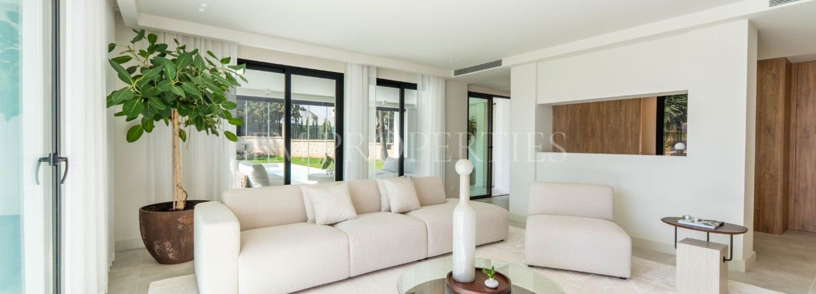 Villa  in Nueva Andalucia, Marbella